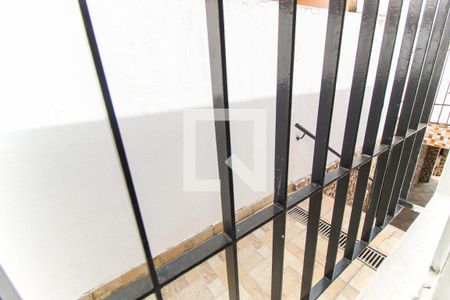 Vista da Sala 1 de casa à venda com 2 quartos, 125m² em Vila Carmosina, São Paulo