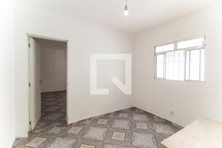Sala 2 de casa à venda com 2 quartos, 125m² em Vila Carmosina, São Paulo