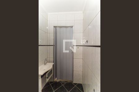 Casa à venda com 125m², 2 quartos e 2 vagas Casa à venda com 125m², 2 quartos e 2 vagasBanheiro Social