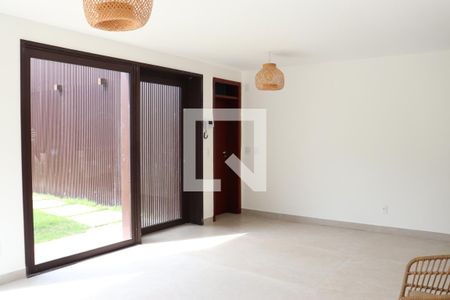 Sala de casa à venda com 5 quartos, 379m² em Alto de Pinheiros, São Paulo