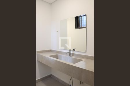 Casa à venda com 379m², 5 quartos e sem vaga Casa à venda com 379m², 5 quartos e sem vagaBanheiro da Suíte 3