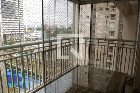 Apartamento à venda com 96m², 3 quartos e 2 vagasVaranda