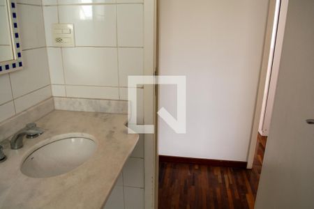 Apartamento à venda com 96m², 3 quartos e 2 vagasBanheiro