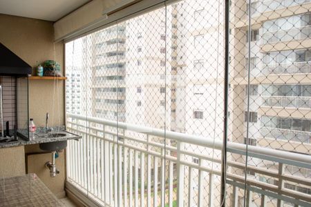 Apartamento à venda com 96m², 3 quartos e 2 vagasVaranda
