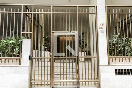 Apartamento para alugar com 80m², 2 quartos e sem vagaEntrada