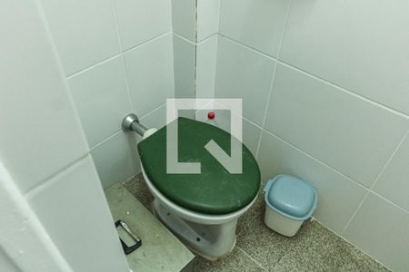 Apartamento para alugar com 80m², 2 quartos e sem vagaBanheiro de serviço