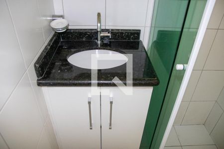 Banheiro do Quarto 1 de casa de condomínio à venda com 3 quartos, 122m² em Vila Nivi, São Paulo