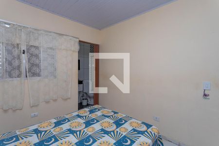 Casa à venda com 240m², 2 quartos e 2 vagas Casa à venda com 240m², 2 quartos e 2 vagasSuíte