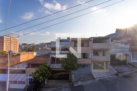 Casa à venda com 240m², 2 quartos e 2 vagas Casa à venda com 240m², 2 quartos e 2 vagasVista da Área de Serviço