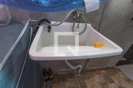 Casa à venda com 240m², 2 quartos e 2 vagas Casa à venda com 240m², 2 quartos e 2 vagasÁrea de Serviço