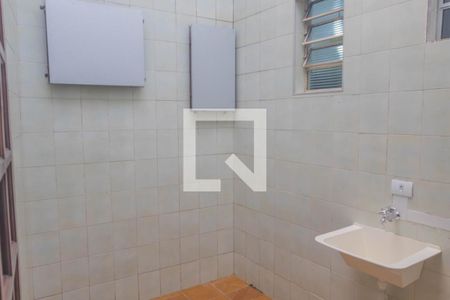 Casa para alugar com 40m², 1 quarto e sem vagaÁrea de Serviço