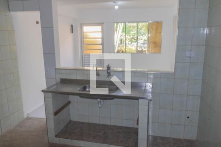 Cozinha de casa para alugar com 1 quarto, 40m² em Cupecê, São Paulo