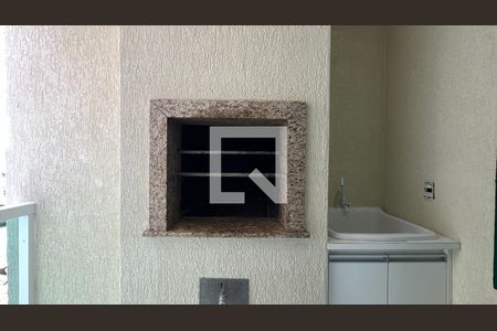 Apartamento para alugar com 65m², 3 quartos e 1 vagaÁrea de Serviço