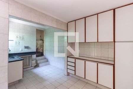 Casa à venda com 119m², 4 quartos e 2 vagasCozinha