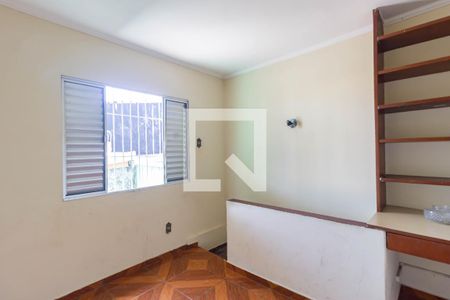 Casa à venda com 119m², 4 quartos e 2 vagasQuarto 2