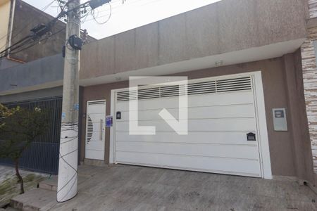 Casa à venda com 119m², 4 quartos e 2 vagasFachada