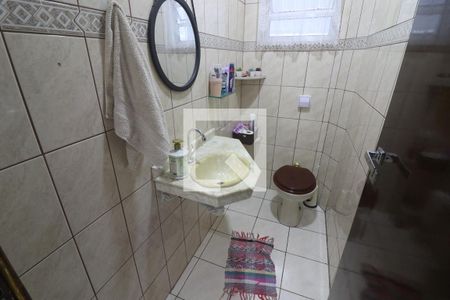 Casa à venda com 198m², 4 quartos e 2 vagasLavabo