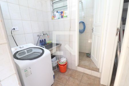 Casa à venda com 198m², 4 quartos e 2 vagasÁrea de Serviço