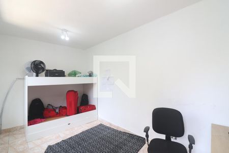 Casa à venda com 198m², 4 quartos e 2 vagasEscritório externo