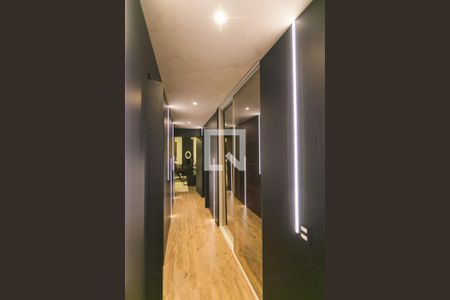 Apartamento para alugar com 255m², 3 quartos e 3 vagasCorredor