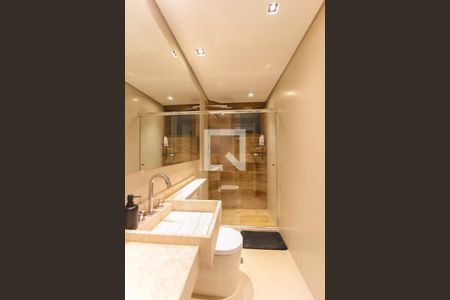 Apartamento para alugar com 255m², 3 quartos e 3 vagasBanheiro da Suíte 1