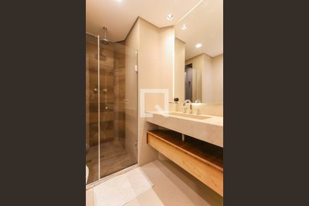 Apartamento para alugar com 255m², 3 quartos e 3 vagasBanheiro da Suíte 2