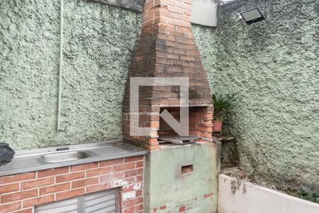 Casa à venda com 180m², 3 quartos e 2 vagas Casa à venda com 180m², 3 quartos e 2 vagasChurrasqueira