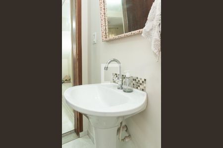 Lavabo de casa à venda com 3 quartos, 180m² em Jardim Terezopolis, Guarulhos