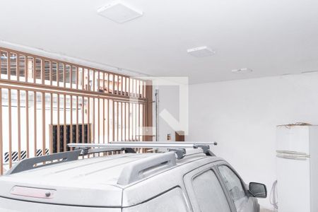 Casa à venda com 180m², 3 quartos e 2 vagas Casa à venda com 180m², 3 quartos e 2 vagasGaragem