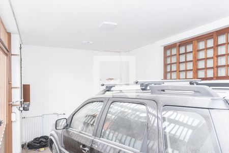 Casa à venda com 180m², 3 quartos e 2 vagas Casa à venda com 180m², 3 quartos e 2 vagasGaragem