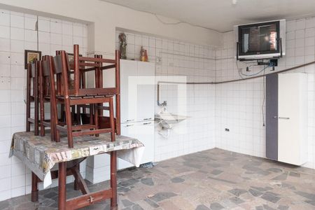 Casa à venda com 180m², 3 quartos e 2 vagas Casa à venda com 180m², 3 quartos e 2 vagasLavanderia