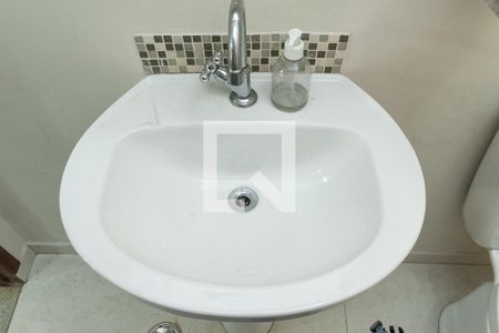 Lavabo de casa à venda com 3 quartos, 180m² em Jardim Terezopolis, Guarulhos