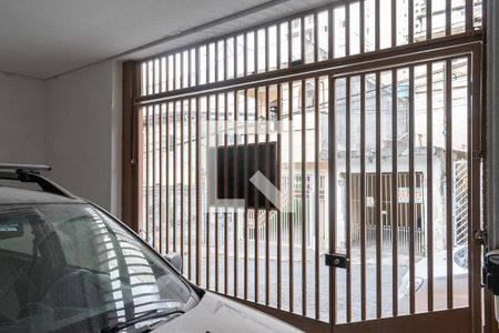 Casa à venda com 180m², 3 quartos e 2 vagas Casa à venda com 180m², 3 quartos e 2 vagasGaragem