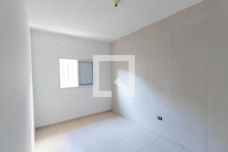 Quarto de casa para alugar com 1 quarto, 40m² em Vila Domitila, São Paulo