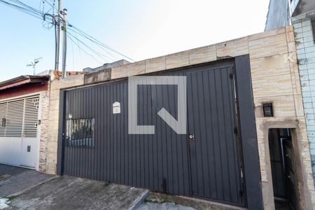 Casa para alugar com 40m², 1 quarto e sem vaga Casa para alugar com 40m², 1 quarto e sem vagaFachada