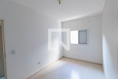 Quarto de casa para alugar com 1 quarto, 40m² em Vila Domitila, São Paulo