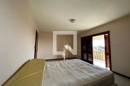 Casa à venda com 400m², 3 quartos e 2 vagasSuíte