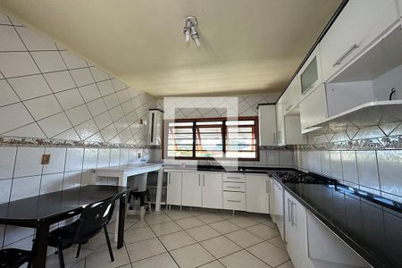 Casa à venda com 400m², 3 quartos e 2 vagasCozinha