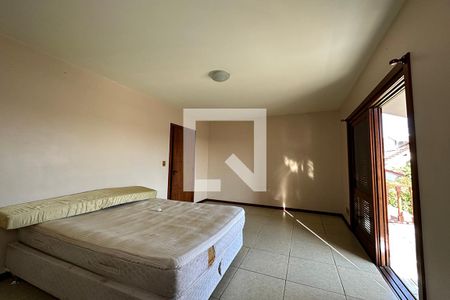 Casa à venda com 400m², 3 quartos e 2 vagasSuíte