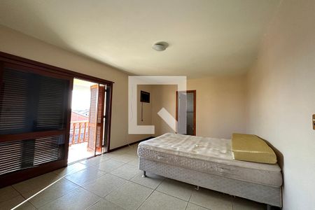 Casa à venda com 400m², 3 quartos e 2 vagasSuíte