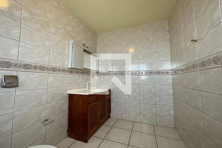 Casa à venda com 400m², 3 quartos e 2 vagasBanheiro da Suíte