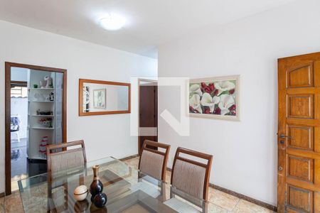 Sala  de apartamento à venda com 3 quartos, 80m² em Santa Amelia, Belo Horizonte
