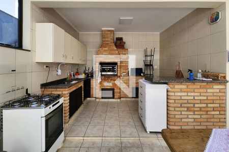 Casa à venda com 325m², 5 quartos e 3 vagasCozinha