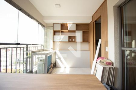 Apartamento para alugar com 68m², 2 quartos e 2 vagasVaranda