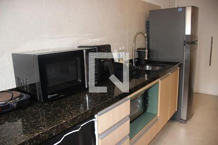 Cozinha de apartamento para alugar com 1 quarto, 31m² em Bela Vista, São Paulo