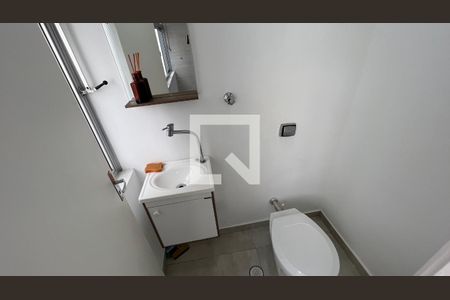 Apartamento para alugar com 110m², 2 quartos e 1 vaga Apartamento para alugar com 110m², 2 quartos e 1 vagaBanheiro de serviço