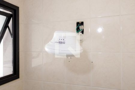 Apartamento para alugar com 66m², 2 quartos e 1 vaga Apartamento para alugar com 66m², 2 quartos e 1 vagaBanheiro Corredor