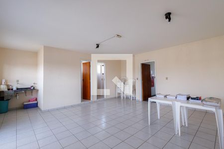 Apartamento para alugar com 66m², 2 quartos e 1 vaga Apartamento para alugar com 66m², 2 quartos e 1 vagaÁrea comum - Salão de festas