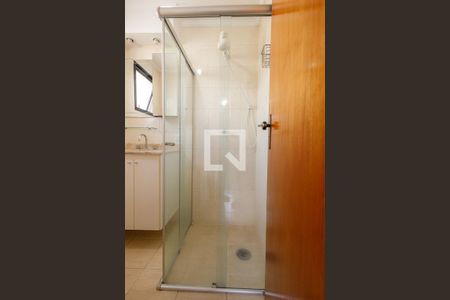 Apartamento para alugar com 66m², 2 quartos e 1 vaga Apartamento para alugar com 66m², 2 quartos e 1 vagaBanheiro da Suíte