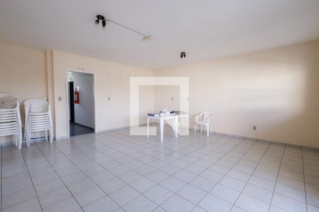 Apartamento para alugar com 66m², 2 quartos e 1 vaga Apartamento para alugar com 66m², 2 quartos e 1 vagaÁrea comum - Salão de festas
